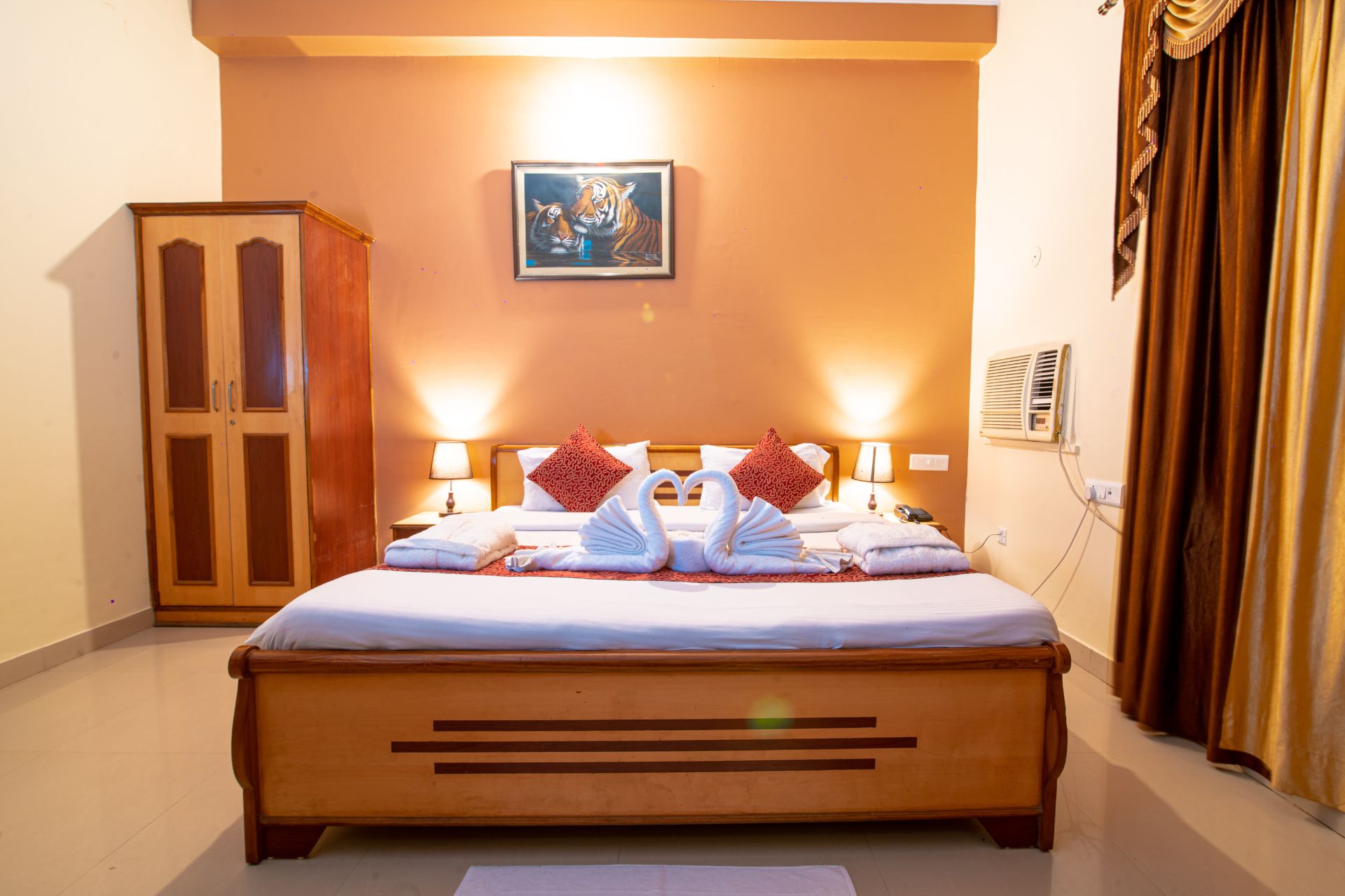 Deluxe Rooms - Siddhi Vinayak Resort 2